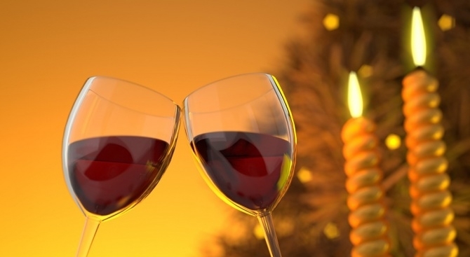 67 от българите ще посрещнат Новата година у дома други