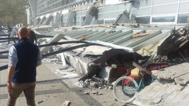Отстраниха от длъжност две висши служителки заради срутената козирка на гарата в Нови Сад