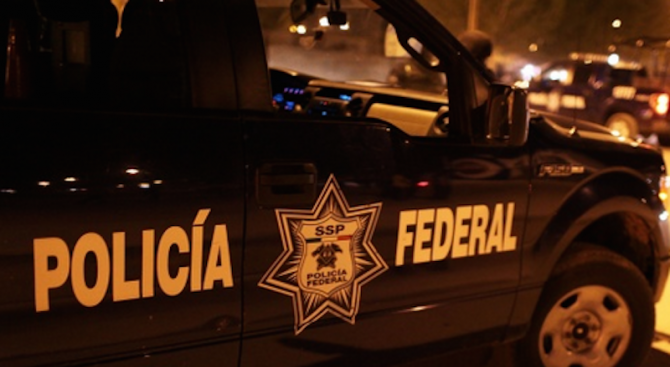 Най малко 23 души загинаха при пожар в бар в мексиканския южен