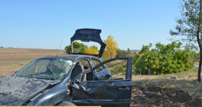 Двама мъже пострадаха при катастрофа тази сутрин на пътя от Симеоновград към