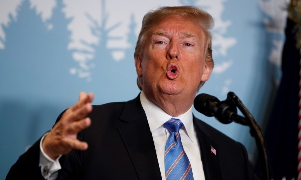 Американският президент Доналд Тръмп смята че е добра идея лятното