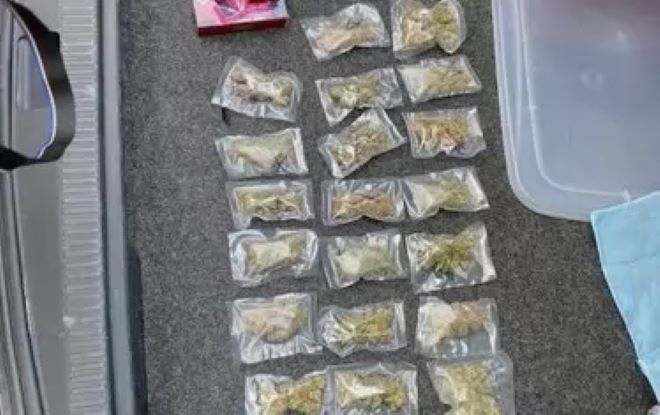 Полицията разби наркогрупа в София /снимки/