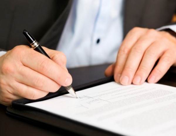 199 фабрично нови коли за срок от три години наема