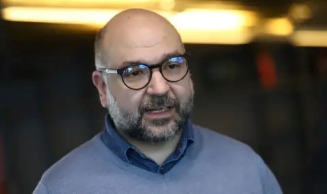 Днес стана ясно че президентът Румен Радев ще връчи първия проучвателен мандат