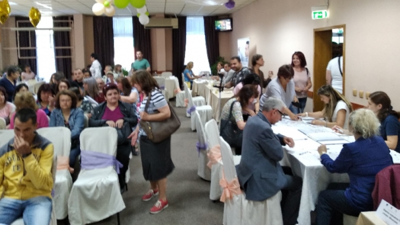 70 търсещи работа проявиха интерес към трудовата борса проведена в