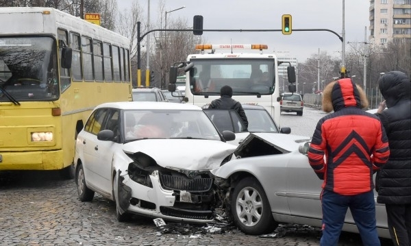 Нови санкции за джитите на пътя които МВР предлага да