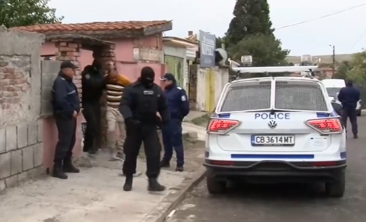 Специализирана полицейска операция срещу търговията с гласове се провежда на