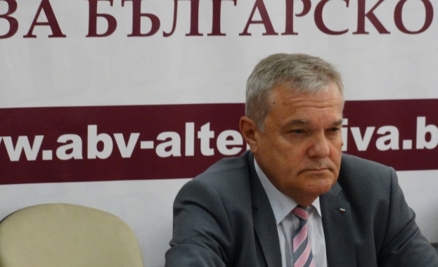 Премиерът е заинтересуван да няма служебно правителство по две причини