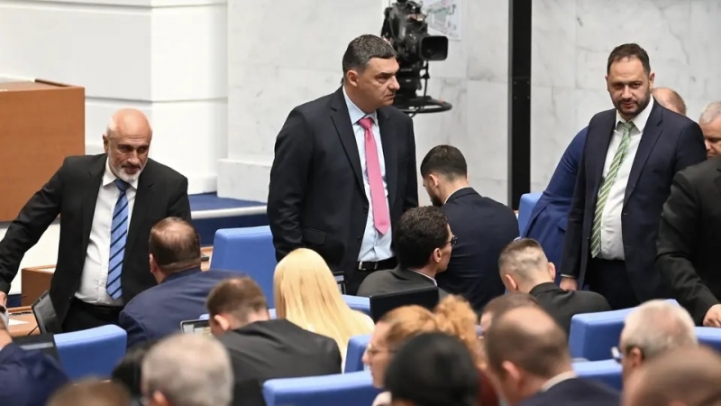 НС прие на първо четене внесените от ПБ промени, свързани с особения управител на "Лукойл"