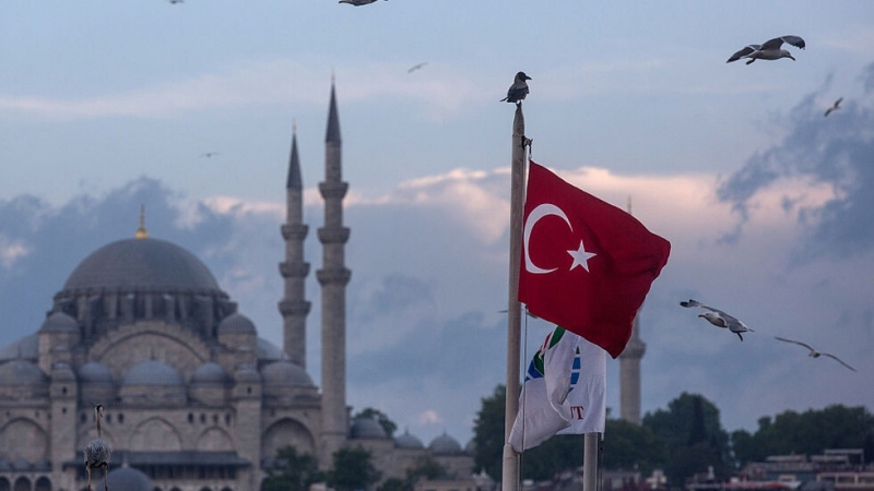 Турция планира да премине от следващата седмица към поетапно отваряне