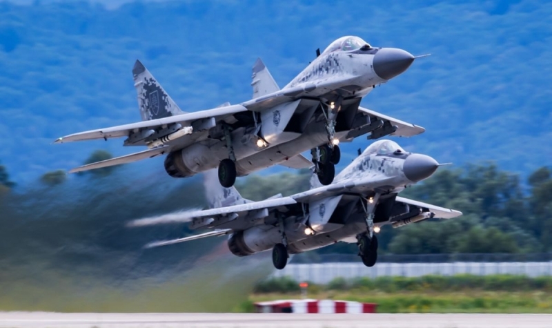 Правителството на Словакия одобри изпращането на изтребители МиГ-29 на Украйна,