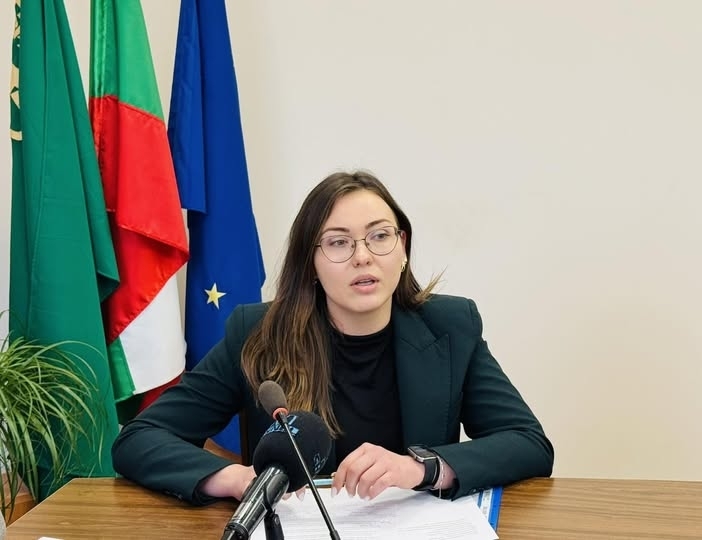 В рамките на пресконференция заместник кметът на Враца Вероника Ценова