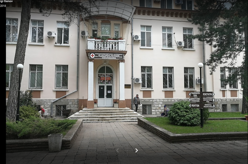 Първо в BulNews! Заразеният врачански лекар победи COVID-19, днес го изписаха от Тубдиспансера