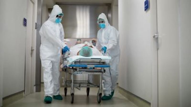 От Регионалната здравна инспекция съобщиха подробности за заразените с COVID 19