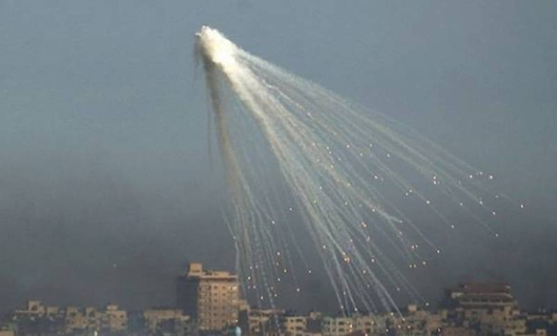 Украйна обвини руските сили че са обстрелвали с фосфорни бомби