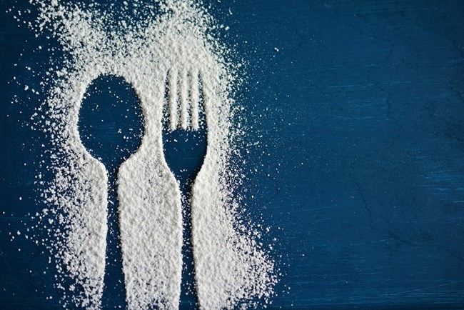 Повечето диети изключват напълно от менюто захарта За много хора