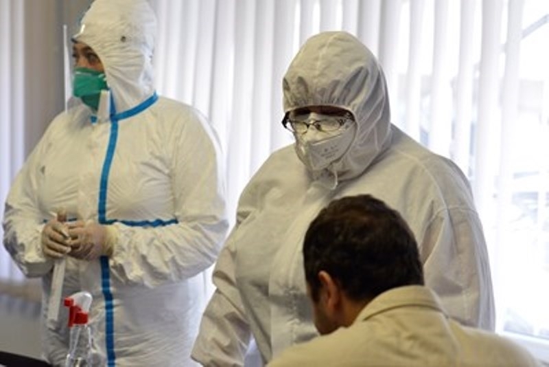 22 039 човека са контактували със заразени с коронавирус във