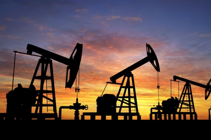 Цените на петрола се повишават с около 1 в последния