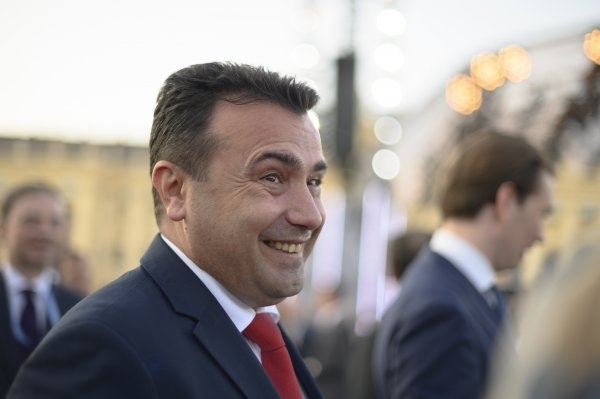 Зоран Заев се извъртя кръгом за оставката
