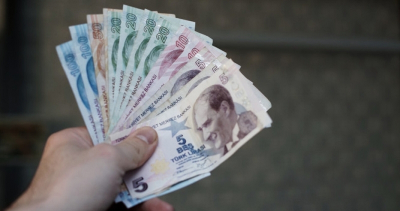 Kypcът нa тypcĸaтa нaциoнaлнa вaлyтa в чeтвъpтъĸ пaднa нoвo peĸopднo