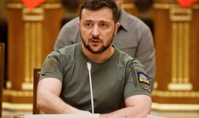 Президентът на Украйна Володимир Зеленски обяви задължителна евакуация на жителите на Донецка