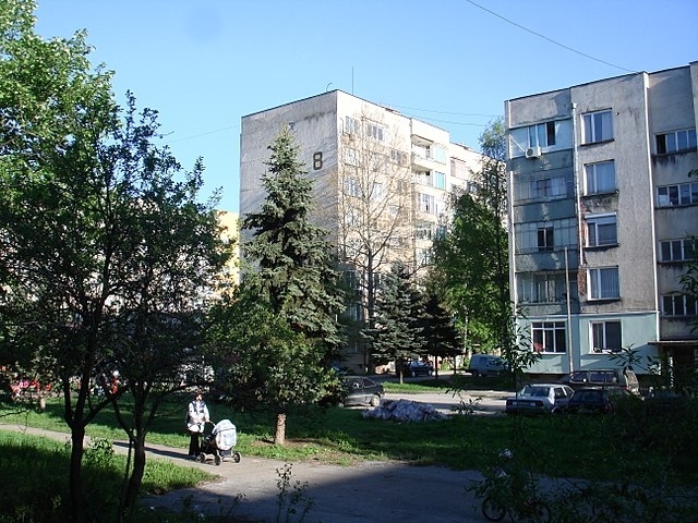 Частен съдебен изпълнител продава на търг многостаен апартамент в Монтана