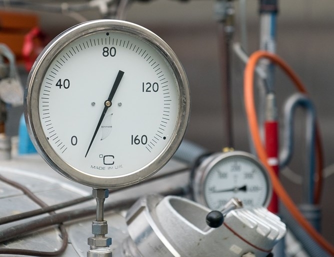 Британски учени постигнаха температура от 15 милиона градуса Целзий в