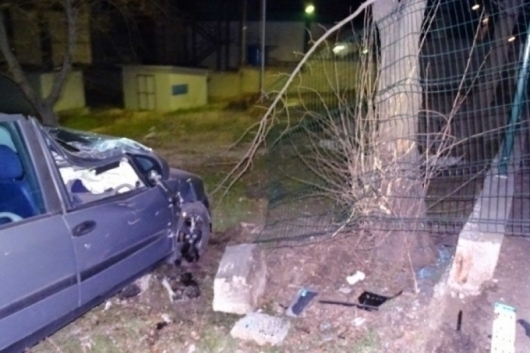Пиян шофьор е катастрофирал в Лом съобщиха от полицията в