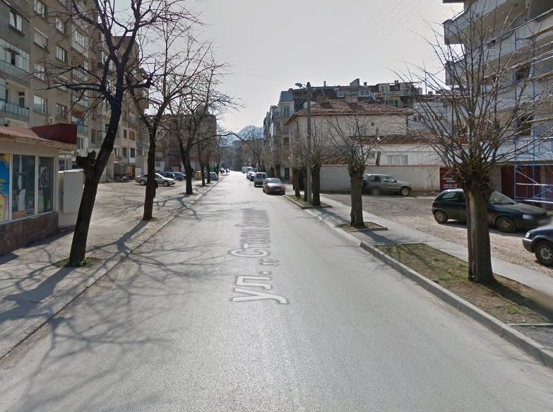 Ограничават движението по улица във Враца съобщиха от местната управа