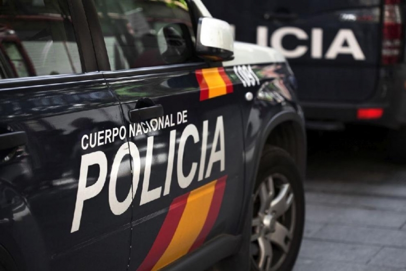 Полицията в Барселона арестува двама мъже, на 31 и 51