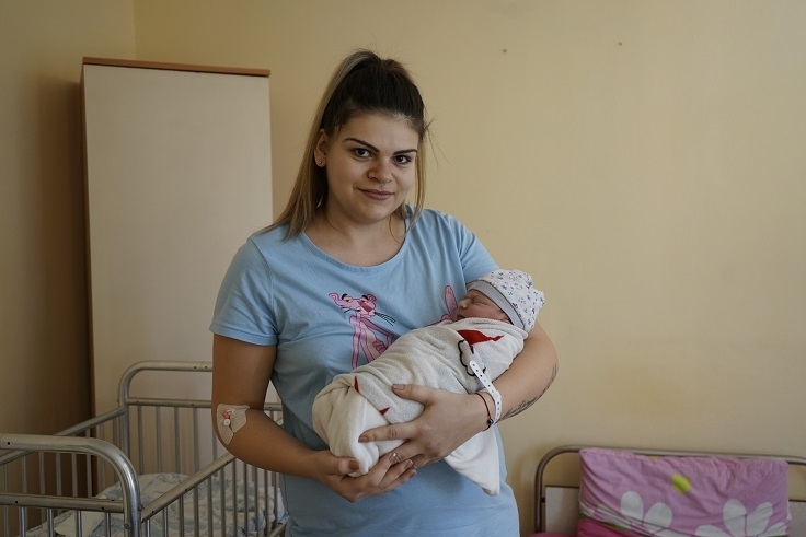Първото бебе, родено в Акушеро-гинекологичното отделение на МБАЛ - Мездра