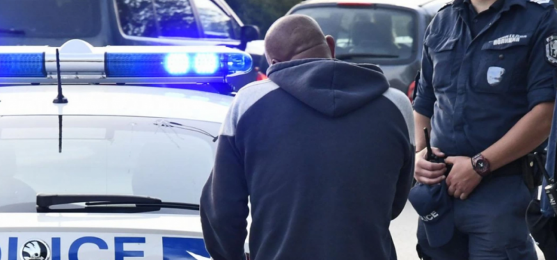 Гореща гонка между полицаи и джигит се е разиграла в