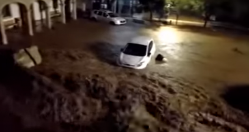 Поройни дъждове потопиха части от Испания Най пострадали са Балеарските острови