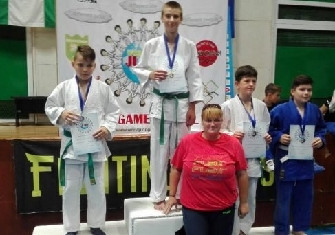 Страхотно представяне направиха състезателите на джудоклуб Олимпия Козлодуй след като спечелиха