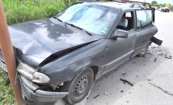 Пиян шофьор е предизвикал пътно транспортно произшествие във Враца съобщиха от