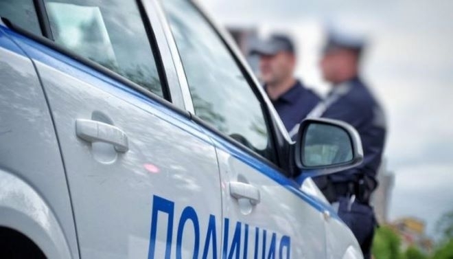 Служител на НКЖИ се оплака на полицаи от Врачанско за