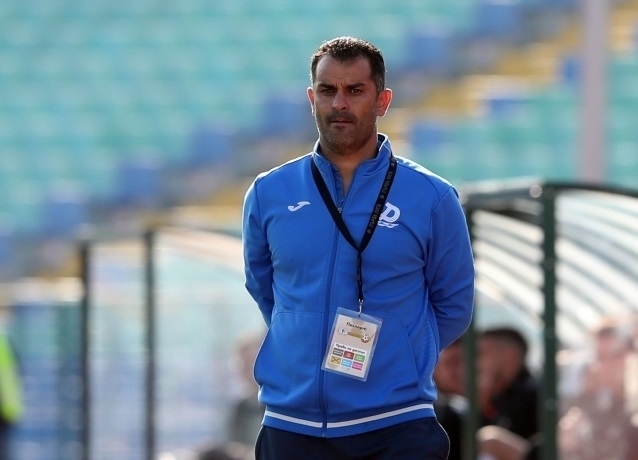 Абсолютният дебютант в професионалния футбол Кариана Ерден има нов