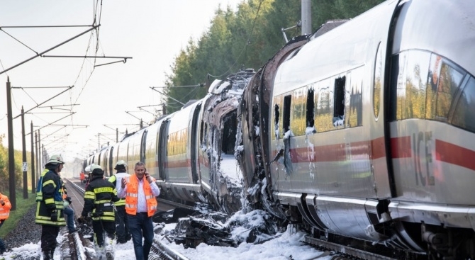 Пожар е избухнал снощи в един от вагоните на специален
