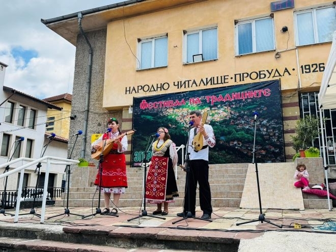 Згориград е сцена на родолюбието и българските традиции /снимки/