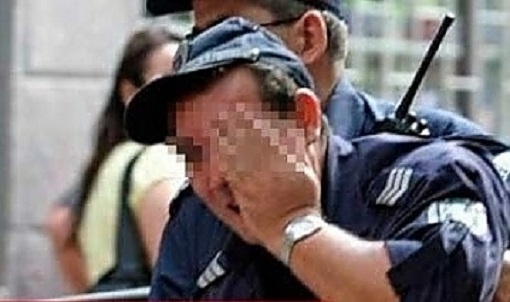 Пиян шофьор и роднините му са се били с полицейски