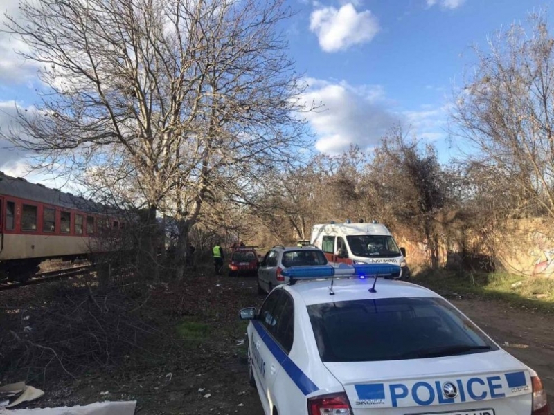 Пътнически влак блъсна мъж в Казанлък Инцидентът е станал близо