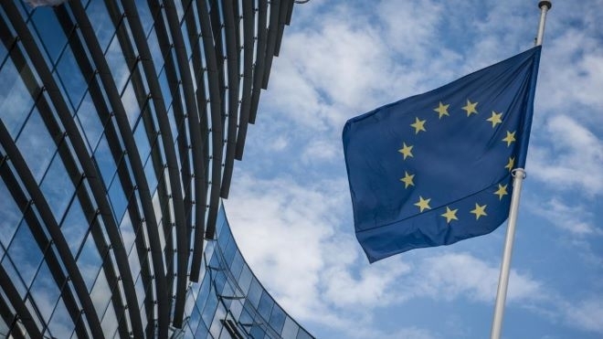 Европейската комисия обяви че е започнала официално разследване на онлайн
