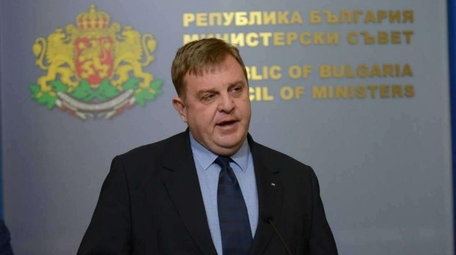 Каракачанов подава оставка, ако ГЕРБ не подкрепят мерките за циганите
