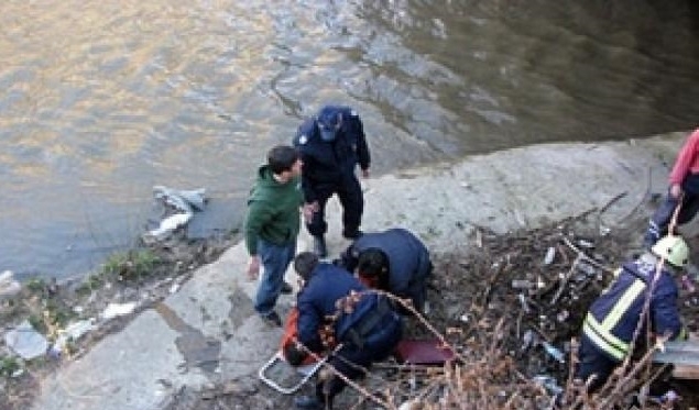 Работник е загинал при трудова злополука във Врачанско научи агенция