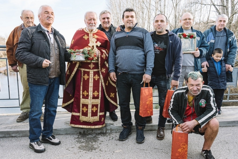 Църковното настоятелство при Храм Св Георги Победоносец   Мездра съобщава