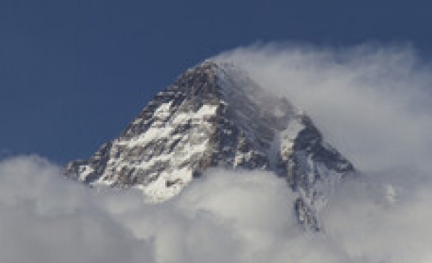 Приключи издирвателната операция която трябваше да открие тримата алпинисти изчезнали