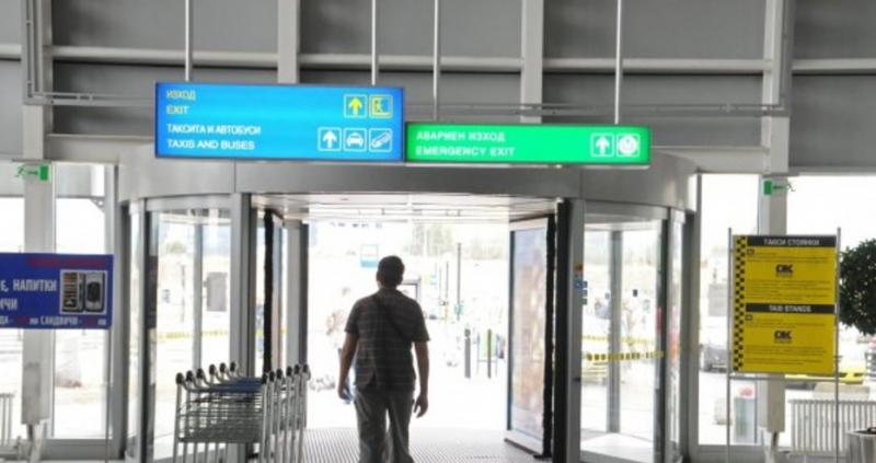 Почти всеки трети българин 29 с настоящ адрес в България