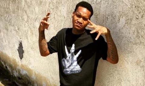 Покушение е извършено над известния рапър Slim 400 в град