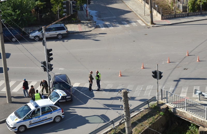 Катастрофа вдигна накрак спасители и огнеборци от Монтана