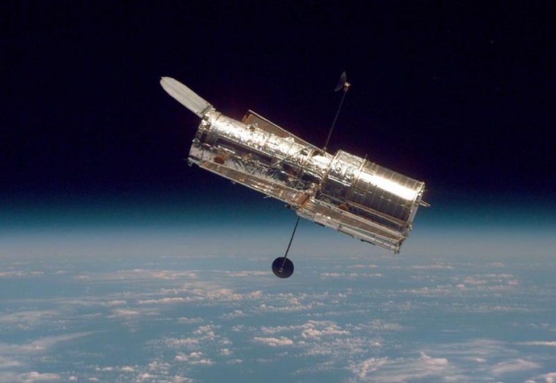 Ултравиолетовият телескоп инсталиран на руския спътник Ломоносов е открил в